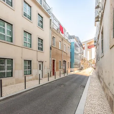 Guestready - Fantastic Studio In Alcantara 1E Апартаменты